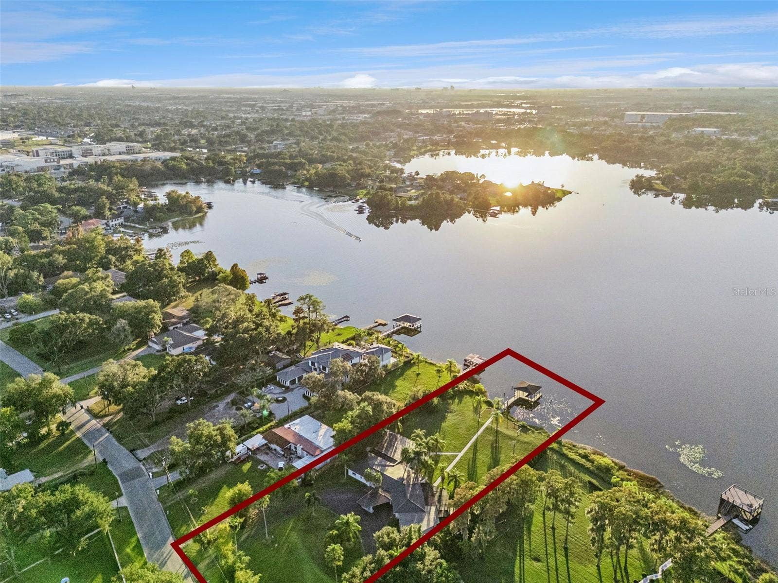 5526 PARKDALE DRIVE, Orlando, FL 32839 5526 PARKDALE DRIVE, Orlando, FL 32839