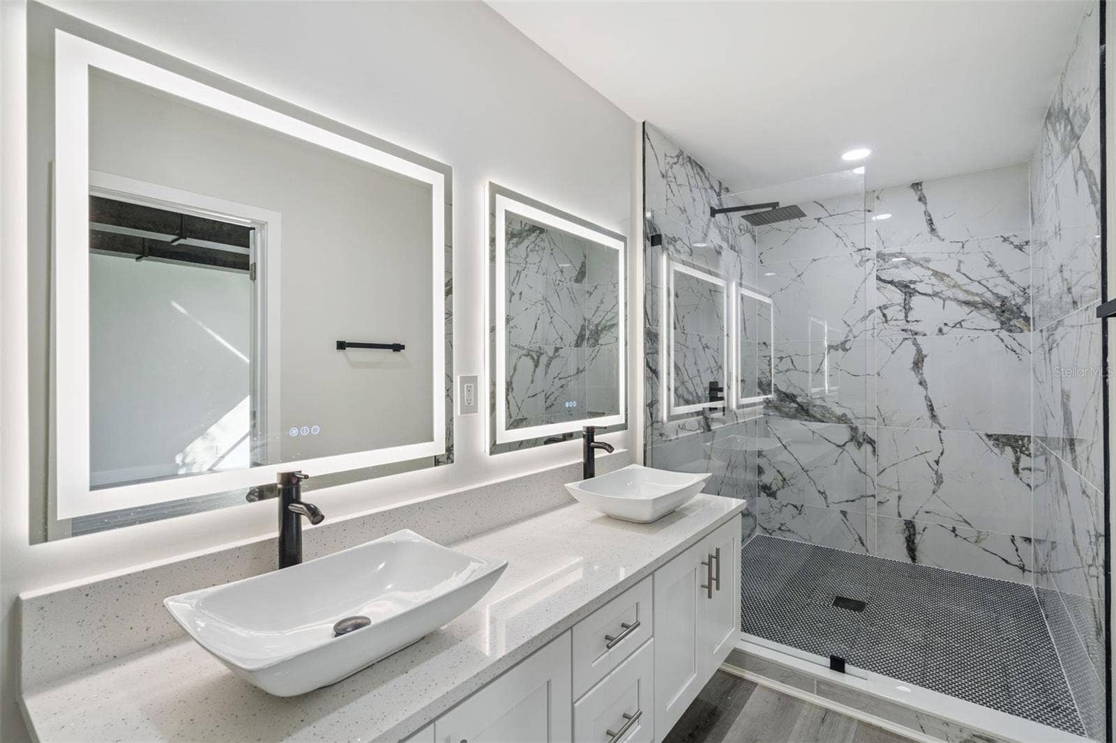 5526 PARKDALE DRIVE, Orlando, FL 32839 Master Bathroom