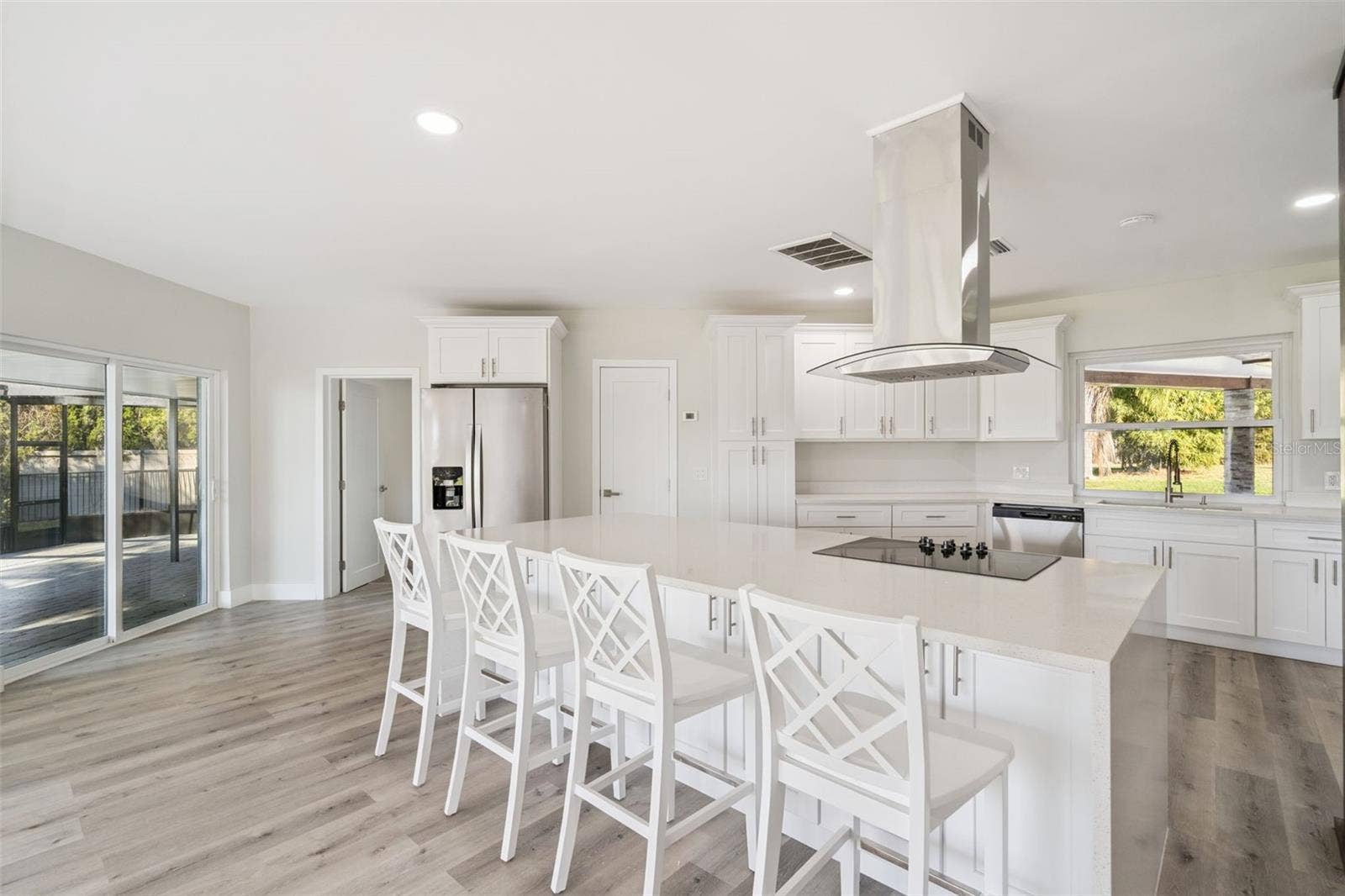 5526 PARKDALE DRIVE, Orlando, FL 32839 5526 PARKDALE DRIVE, Orlando, FL 32839