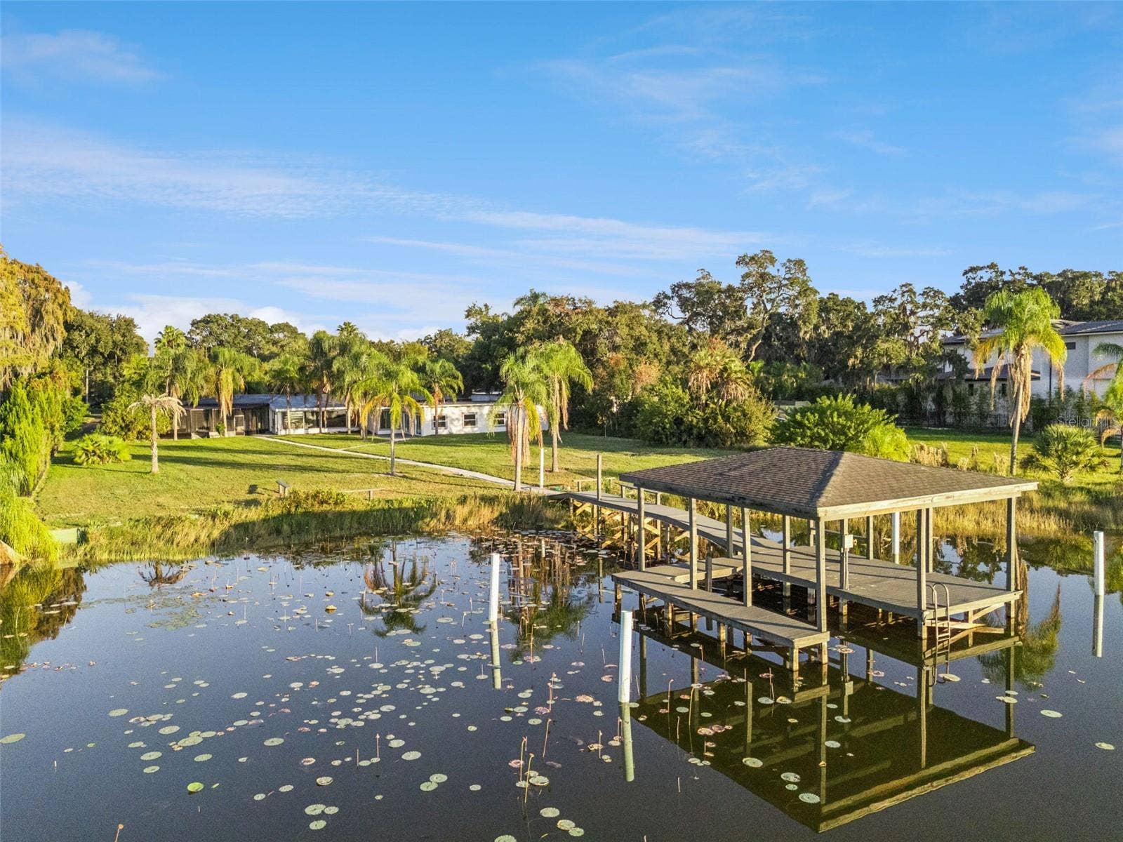 5526 PARKDALE DRIVE, Orlando, FL 32839 5526 PARKDALE DRIVE, Orlando, FL 32839