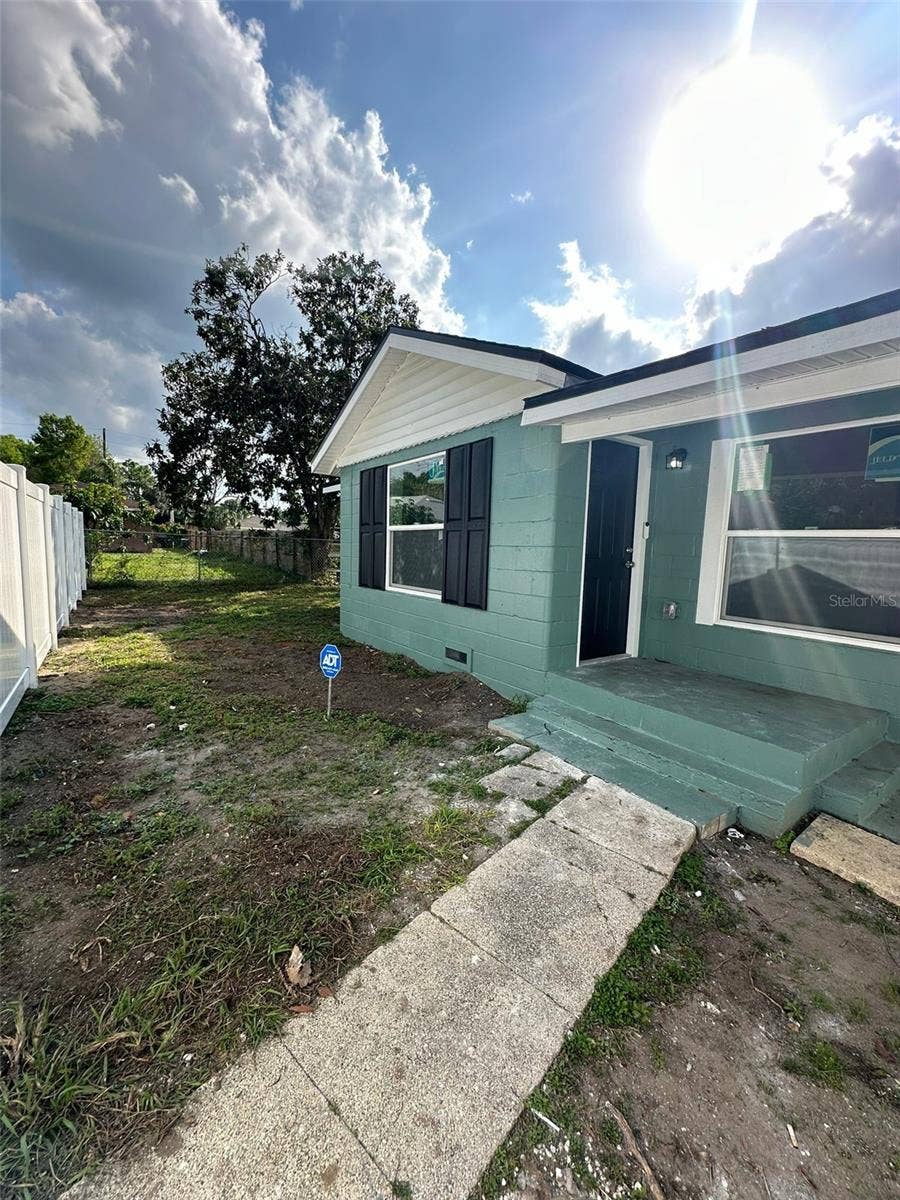 Property photo for 2015 1/2 LAUREL STREET, Bartow, FL