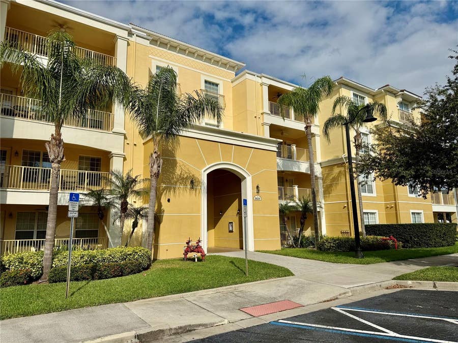 Property photo for 5025 SHOREWAY LOOP, #105, Orlando, FL