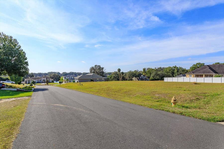 Property photo for 1112 MYRTLE BREEZES COURT, Fruitland Park, FL