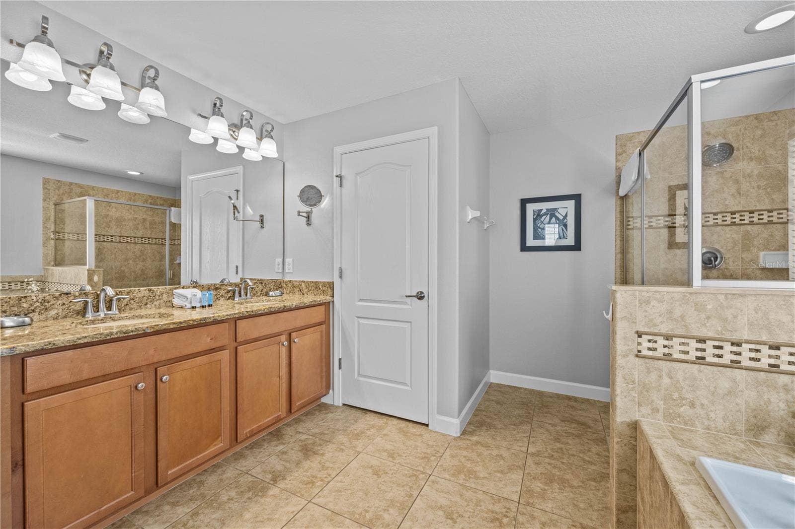 9117 EL CARO LANE, Davenport, FL 33896 9117 EL CARO LANE, Davenport, FL 33896