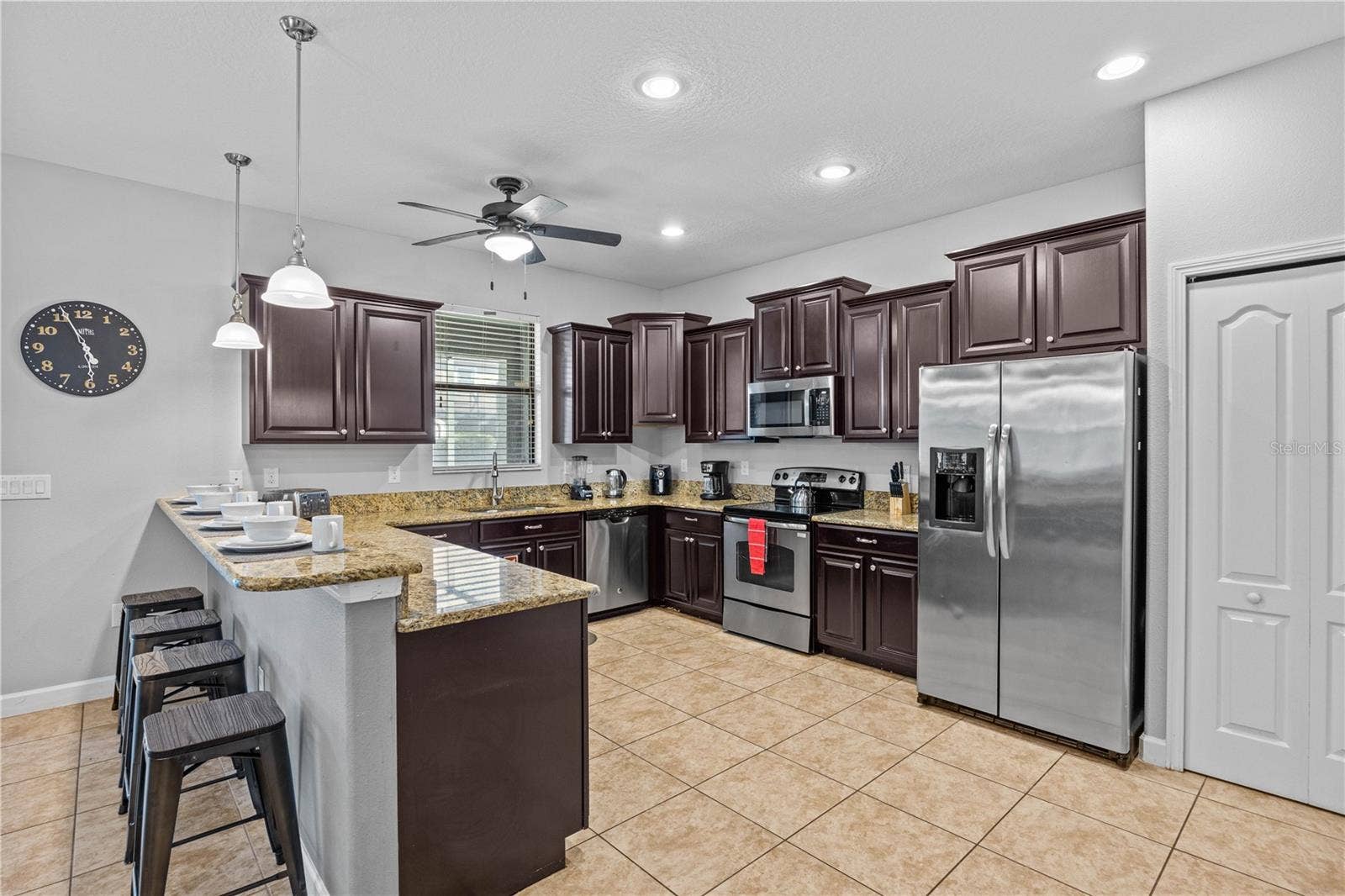 9117 EL CARO LANE, Davenport, FL 33896 9117 EL CARO LANE, Davenport, FL 33896
