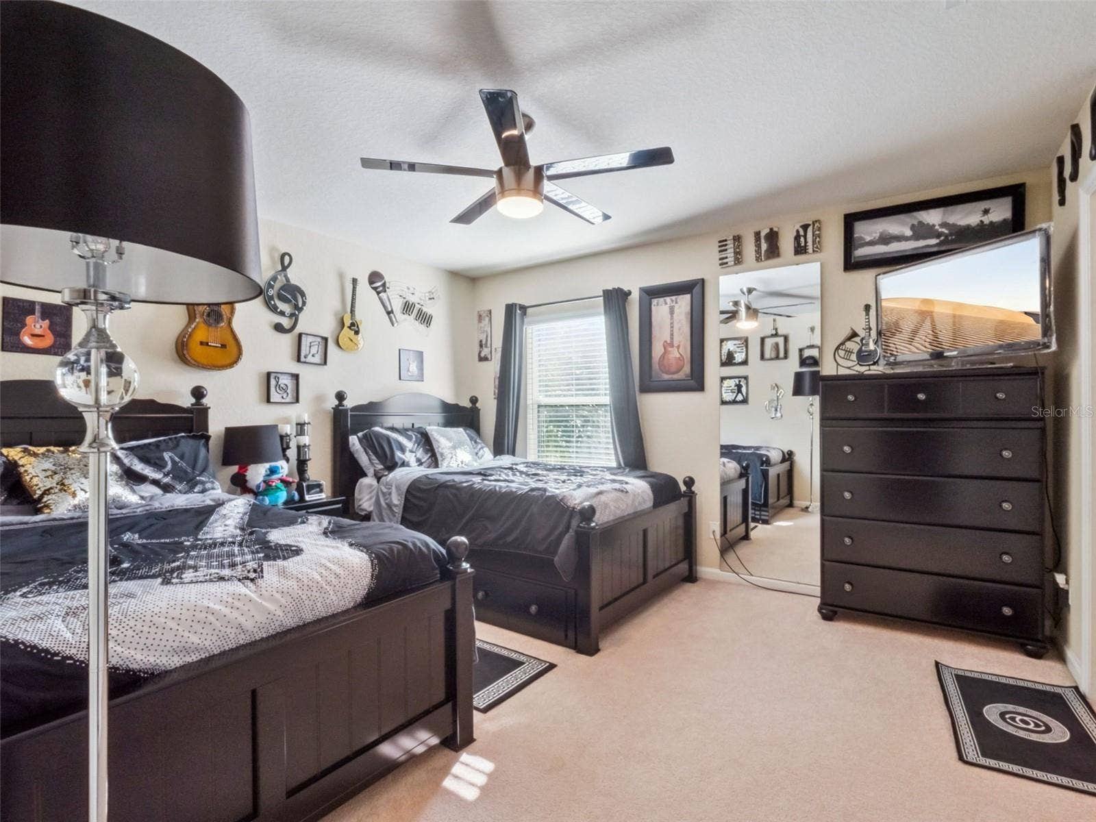 7991 ESTA LANE, Orlando, FL 32827 7991 ESTA LANE, Orlando, FL 32827