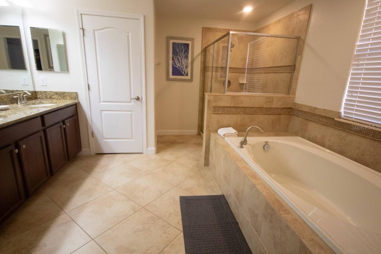 9162 WEDGE DRIVE, Davenport, FL 33896 9162 WEDGE DRIVE, Davenport, FL 33896