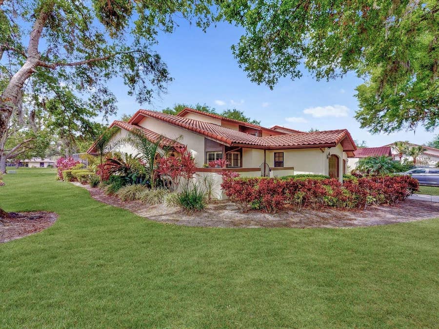Property photo for 112 COVENTRY LANE, Haines City, FL