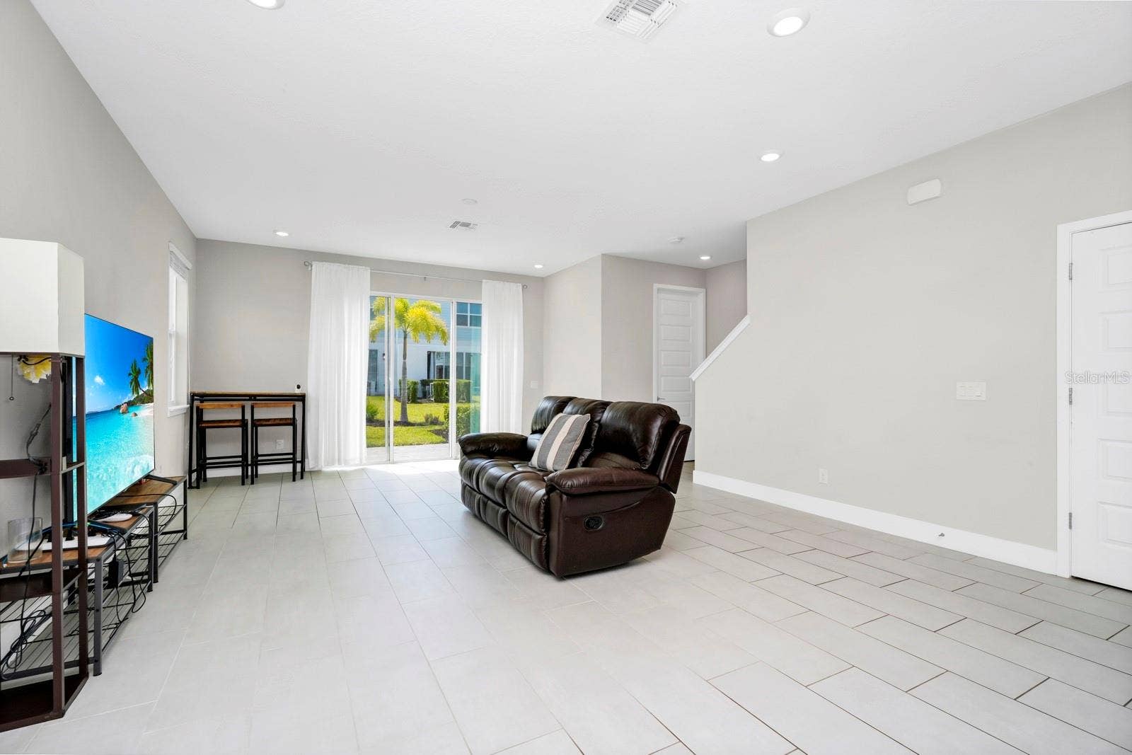 743 DRIVING RANGE COURT, Reunion, FL 34747 743 DRIVING RANGE COURT, Reunion, FL 34747