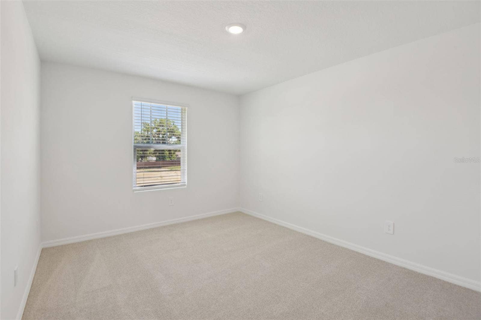 12589 HOMELAND DRIVE, Dade City, FL 33525