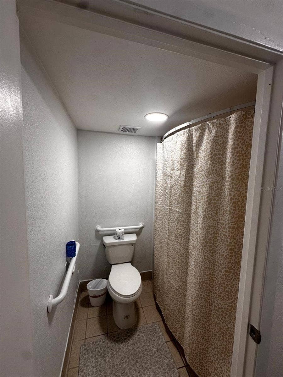 2050 E IRLO BRONSON MEMORIAL HIGHWAY, #108, Kissimmee, FL 34744 2050 E IRLO BRONSON MEMORIAL HIGHWAY, #108, Kissimmee, FL 34744