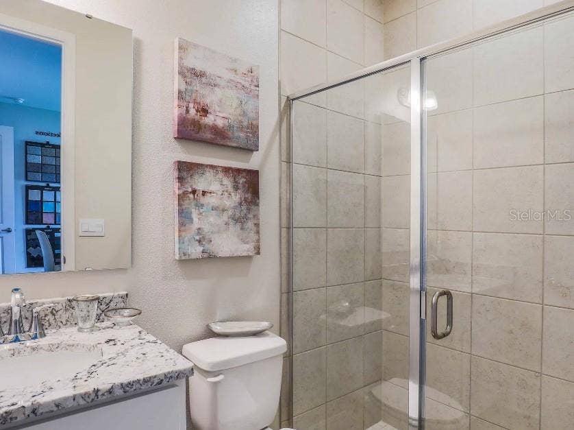 930 BUCKEYE DRIVE, Lady Lake, FL 32159 Model home - actual features may vary.