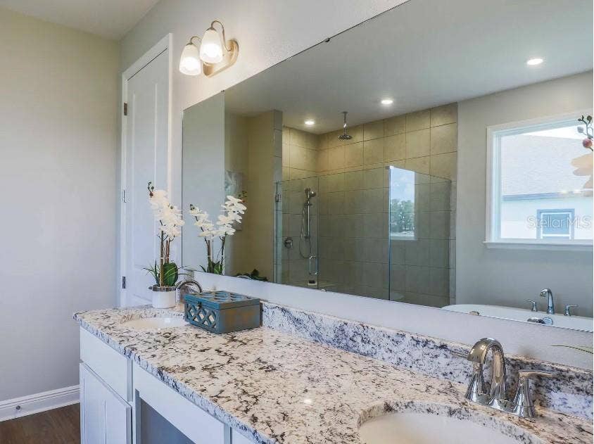 930 BUCKEYE DRIVE, Lady Lake, FL 32159 Model home - actual features may vary.