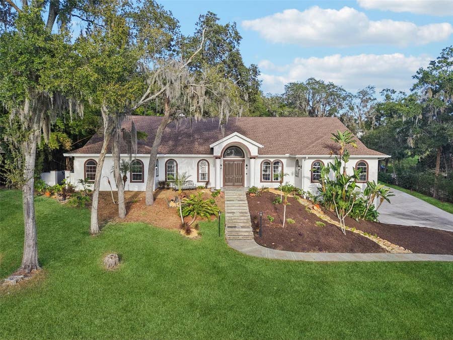 Property photo for 16400 LAKESHORE DRIVE, Minneola, FL