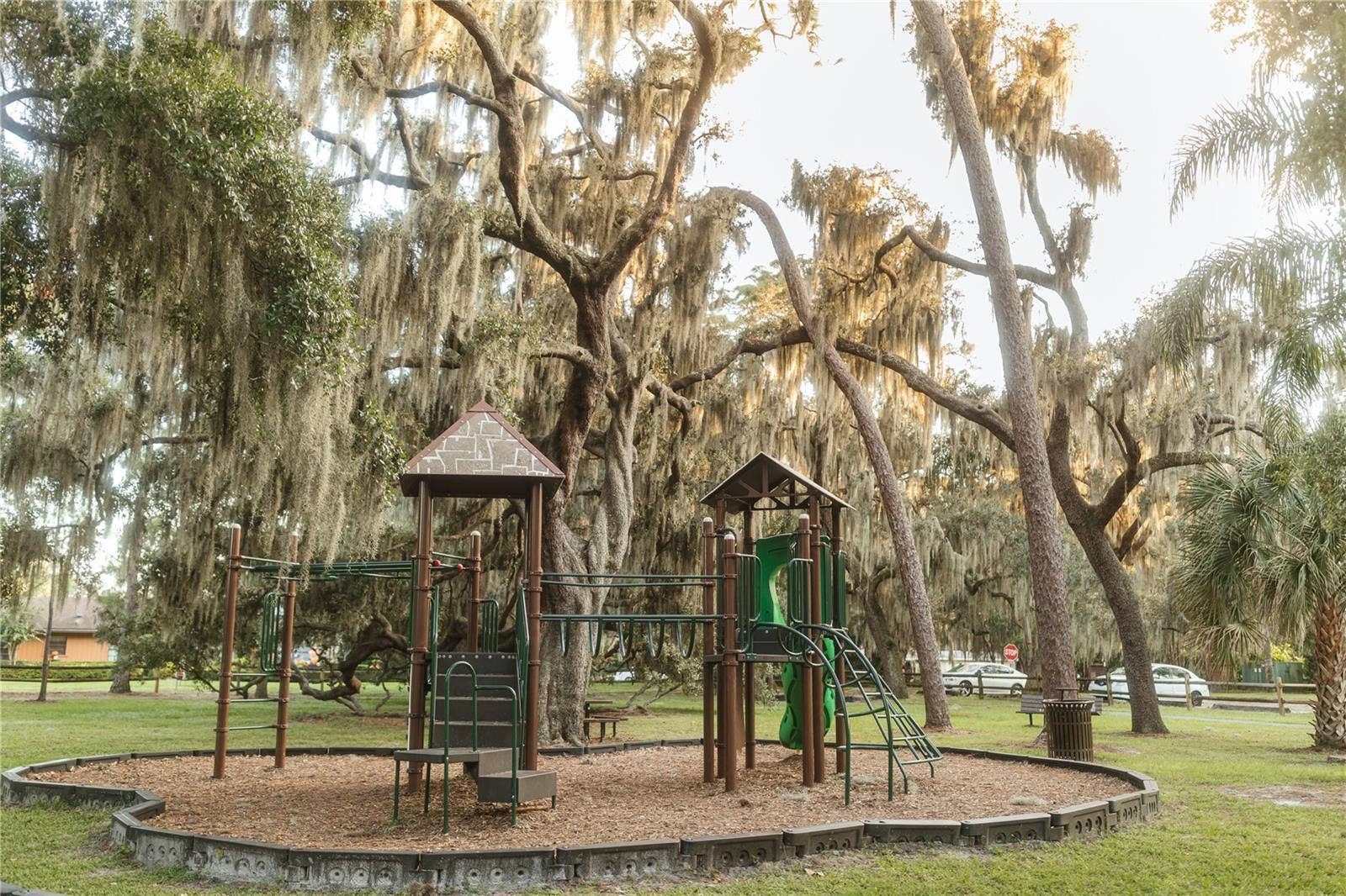 713 MAIN STREET, Windermere, FL 34786 713 MAIN STREET, Windermere, FL 34786