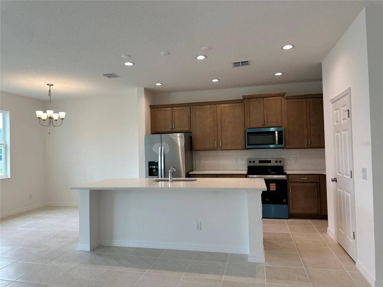 676 BIRDSWILL LANE, Deland, FL 32724 676 BIRDSWILL LANE, Deland, FL 32724
