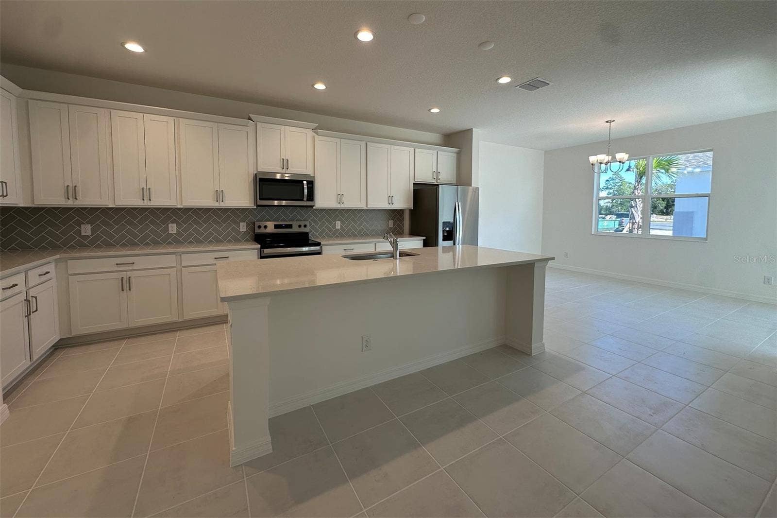 733 FARFIELDS WAY, Deland, FL 32724 733 FARFIELDS WAY, Deland, FL 32724