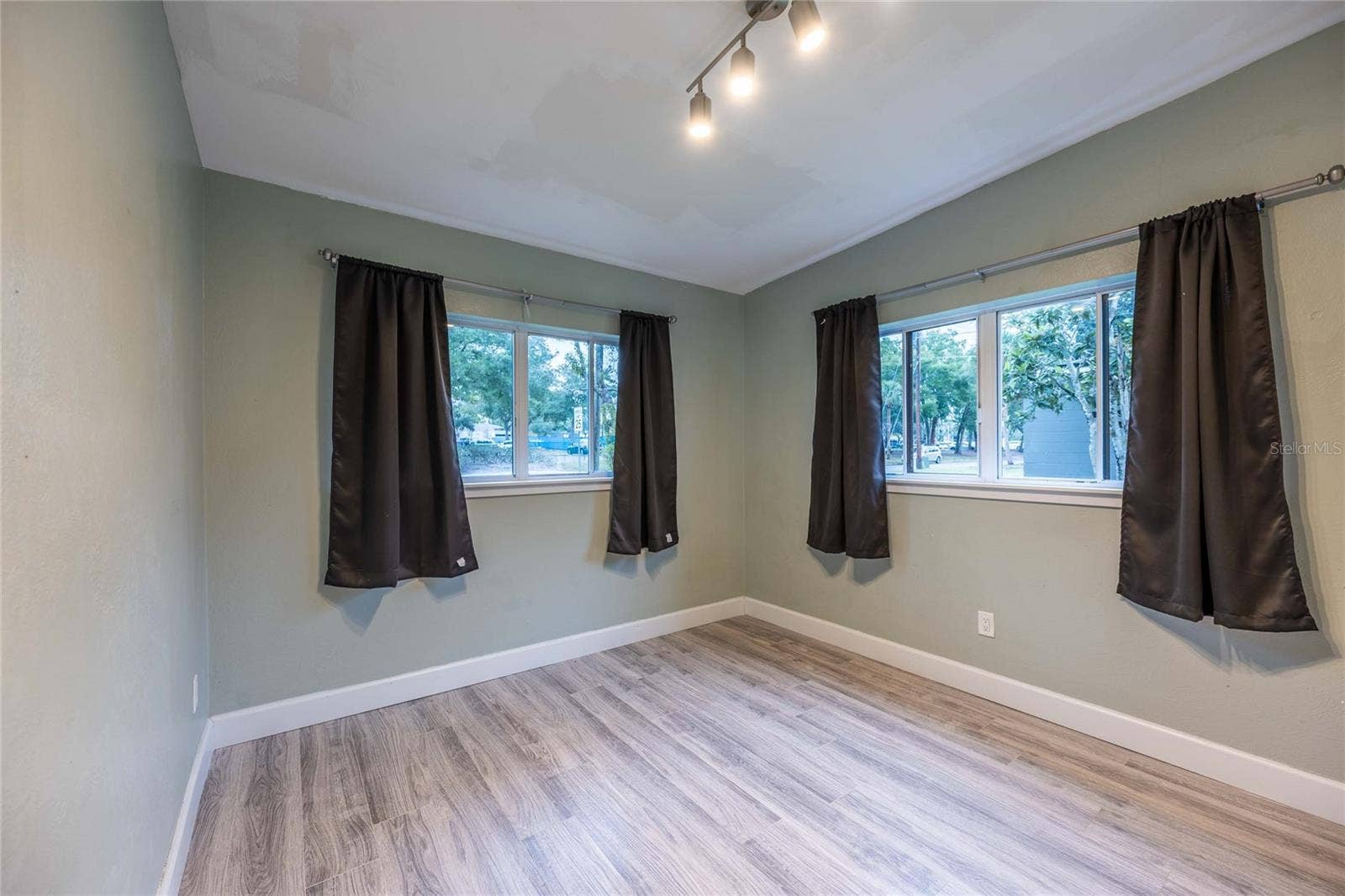 2231 NAIRN DRIVE, Winter Park, FL 32792 2231 NAIRN DRIVE, Winter Park, FL 32792