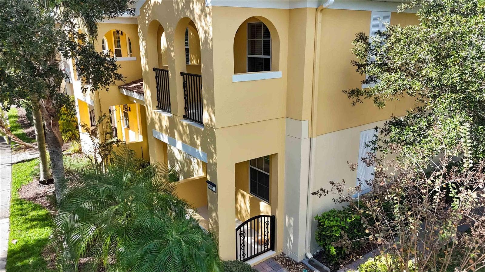 8681 LOWER VILLAGEWALK CIRCLE, Orlando, FL 32827 8681 LOWER VILLAGEWALK CIRCLE, Orlando, FL 32827