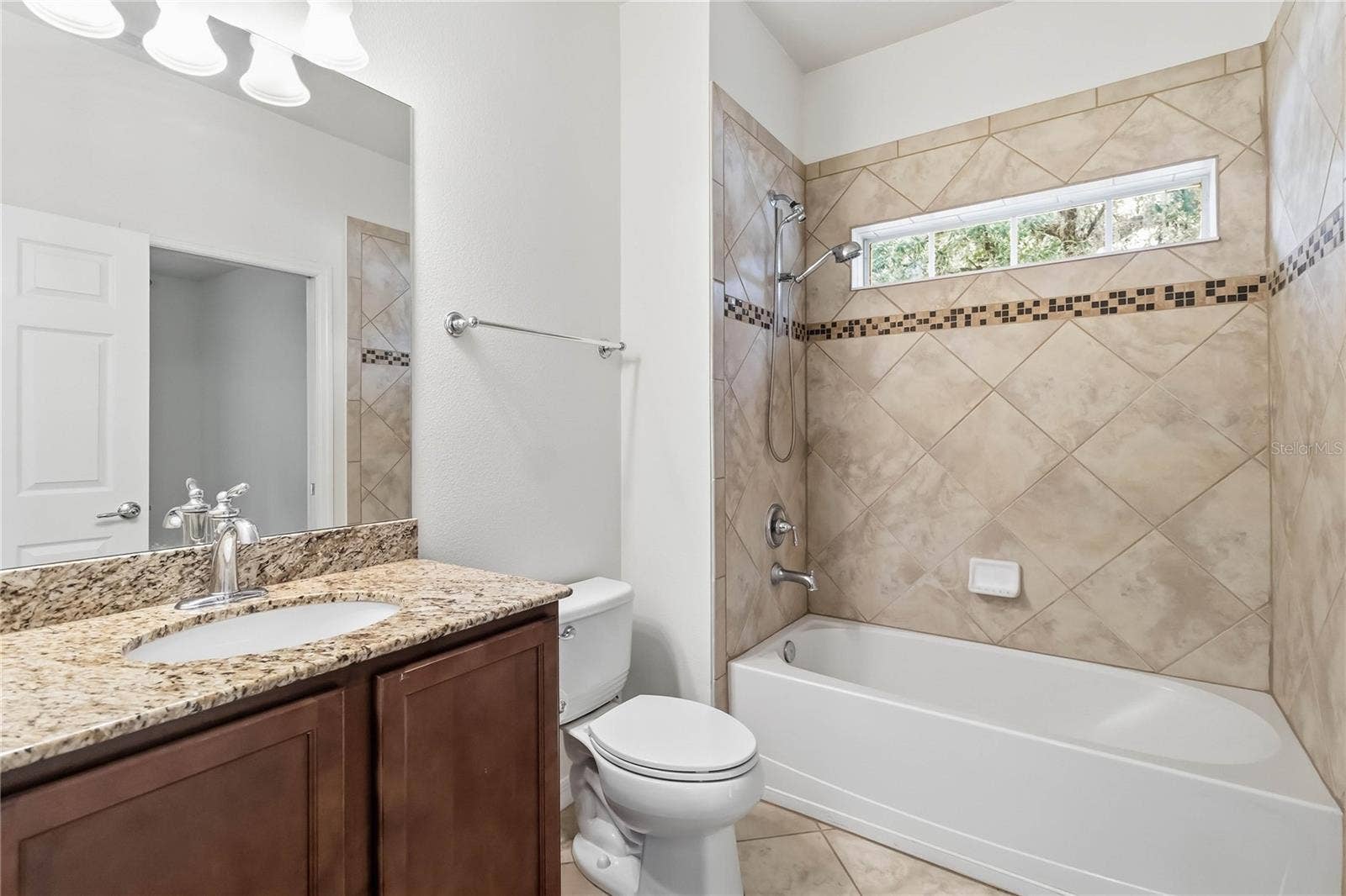 8681 LOWER VILLAGEWALK CIRCLE, Orlando, FL 32827 8681 LOWER VILLAGEWALK CIRCLE, Orlando, FL 32827