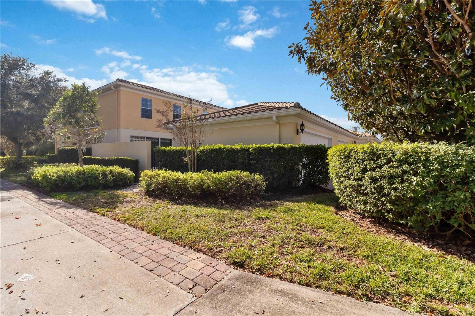 8681 LOWER VILLAGEWALK CIRCLE, Orlando, FL 32827 8681 LOWER VILLAGEWALK CIRCLE, Orlando, FL 32827