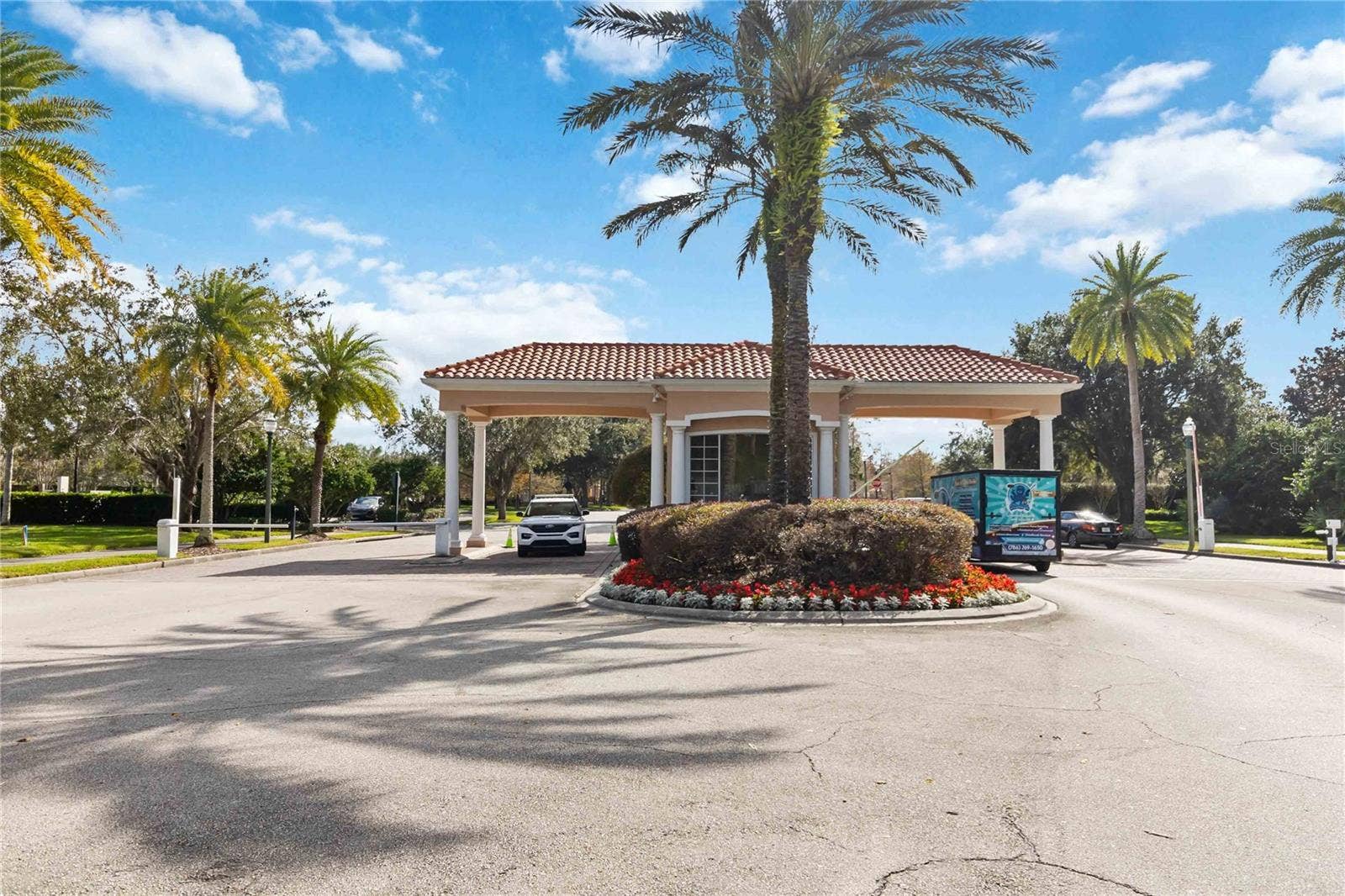 8681 LOWER VILLAGEWALK CIRCLE, Orlando, FL 32827 8681 LOWER VILLAGEWALK CIRCLE, Orlando, FL 32827