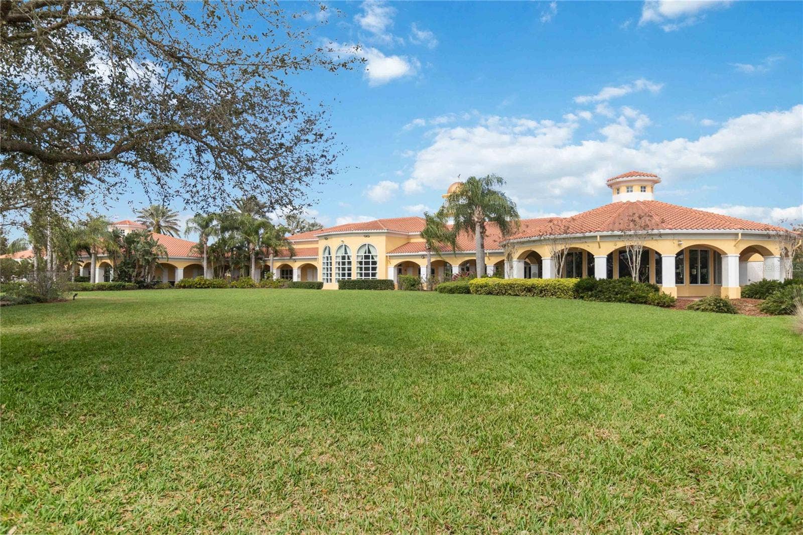 8681 LOWER VILLAGEWALK CIRCLE, Orlando, FL 32827 8681 LOWER VILLAGEWALK CIRCLE, Orlando, FL 32827