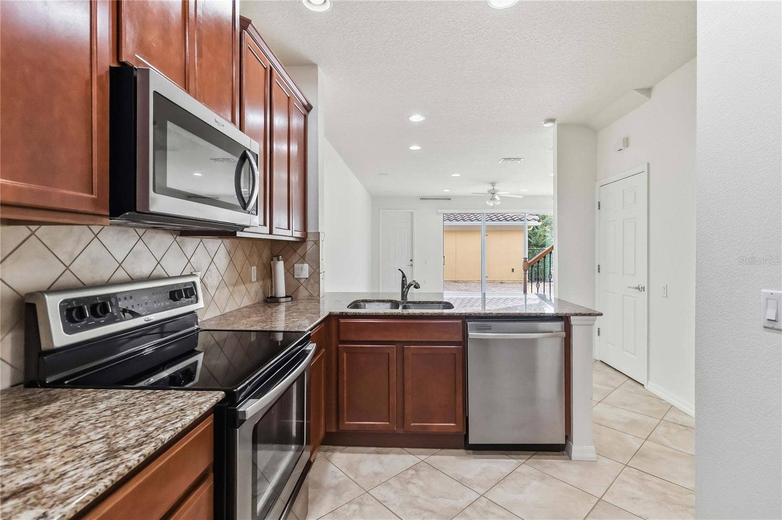 8681 LOWER VILLAGEWALK CIRCLE, Orlando, FL 32827 8681 LOWER VILLAGEWALK CIRCLE, Orlando, FL 32827