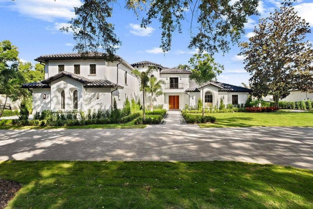 9725 CHESTNUT RIDGE DRIVE, Windermere, FL 34786 9725 CHESTNUT RIDGE DRIVE, Windermere, FL 34786