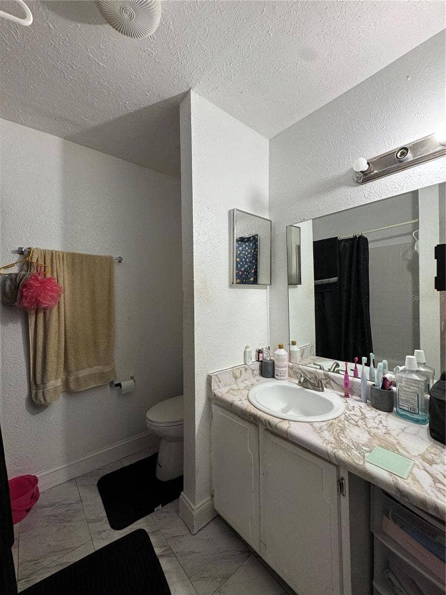 3990 CRAYRICH CIRCLE, #GE, Orlando, FL 32839 3990 CRAYRICH CIRCLE, #GE, Orlando, FL 32839