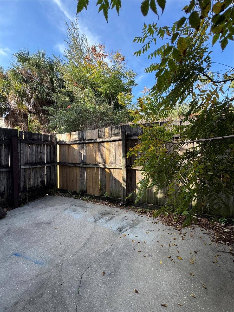 3990 CRAYRICH CIRCLE, #GE, Orlando, FL 32839 3990 CRAYRICH CIRCLE, #GE, Orlando, FL 32839