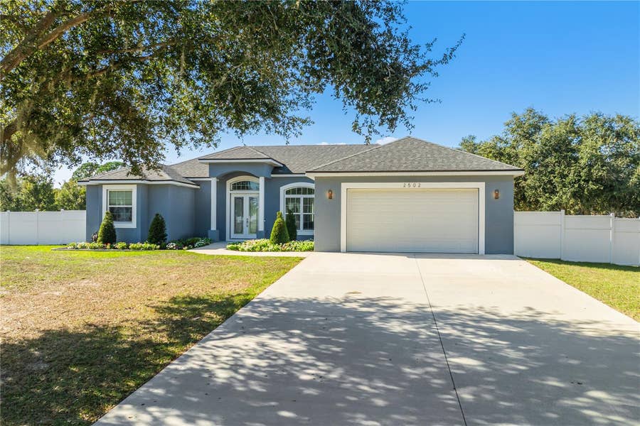 Property photo for 2502 LAKE FRONT DRIVE, Lake Wales, FL