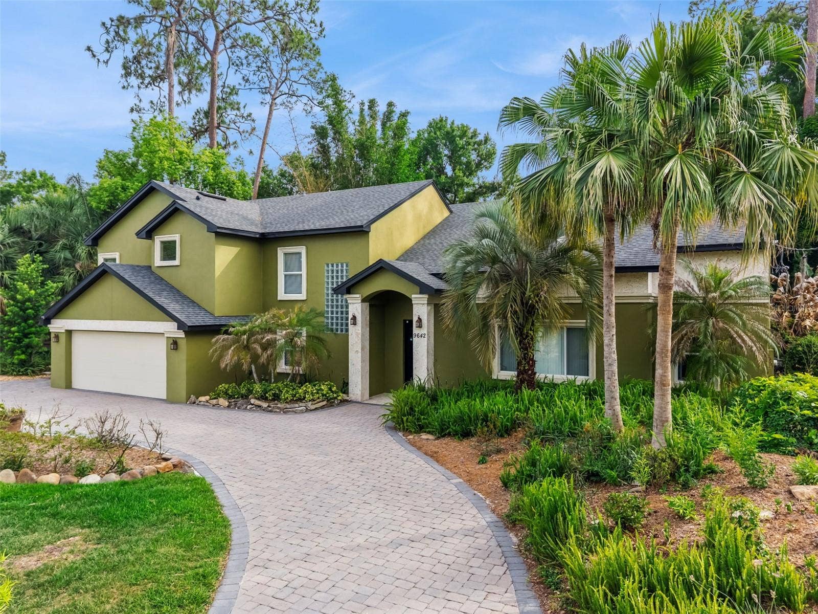 9642 BEAR LAKE ROAD, Apopka, FL 32703 9642 BEAR LAKE ROAD, Apopka, FL 32703