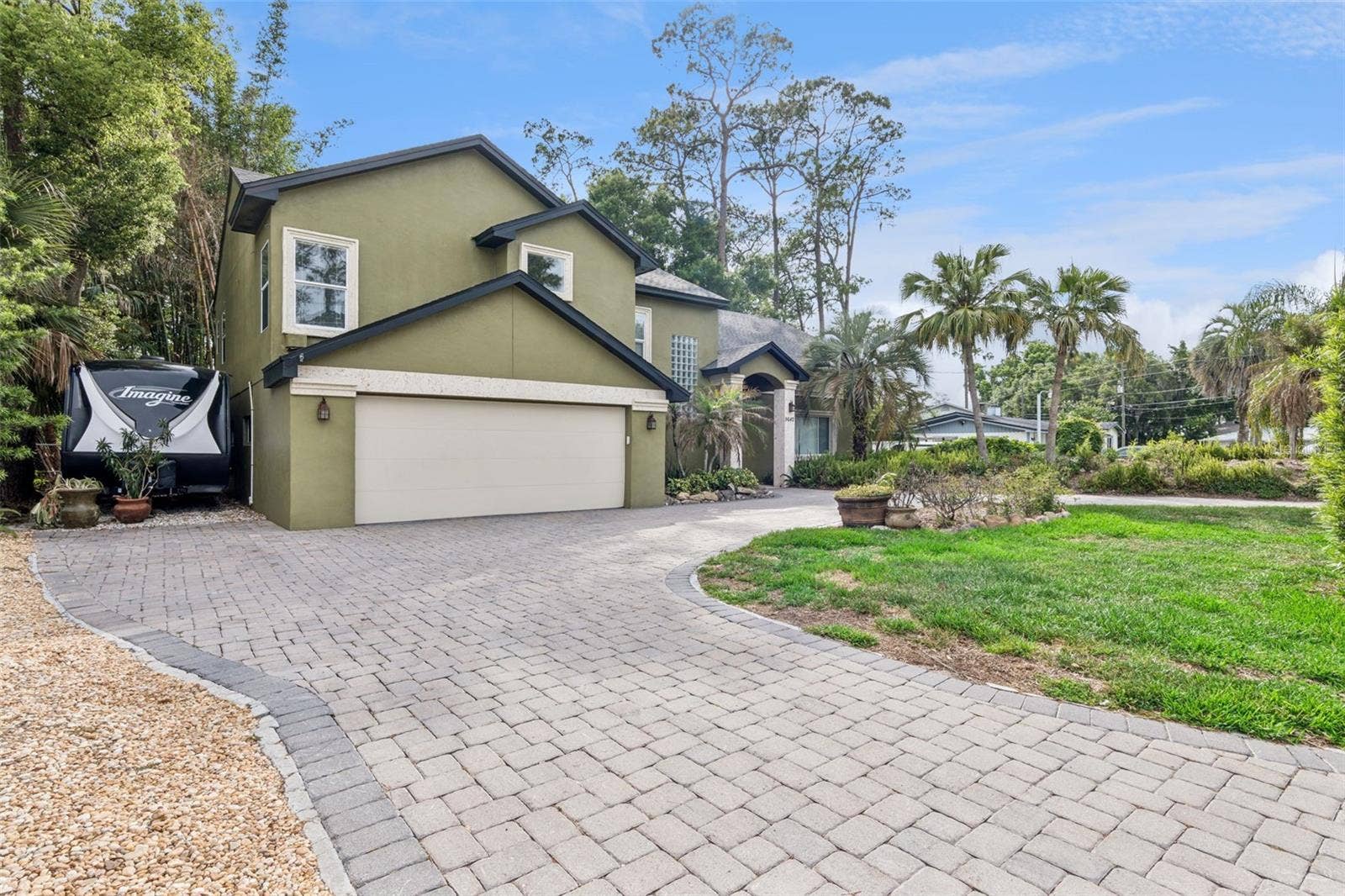 9642 BEAR LAKE ROAD, Apopka, FL 32703 9642 BEAR LAKE ROAD, Apopka, FL 32703