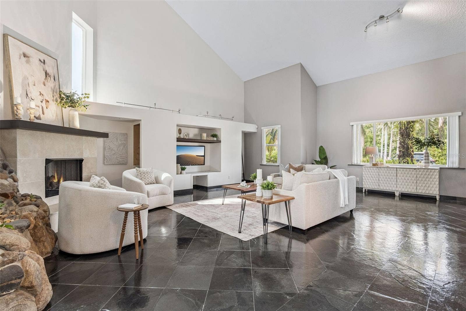 9642 BEAR LAKE ROAD, Apopka, FL 32703 9642 BEAR LAKE ROAD, Apopka, FL 32703