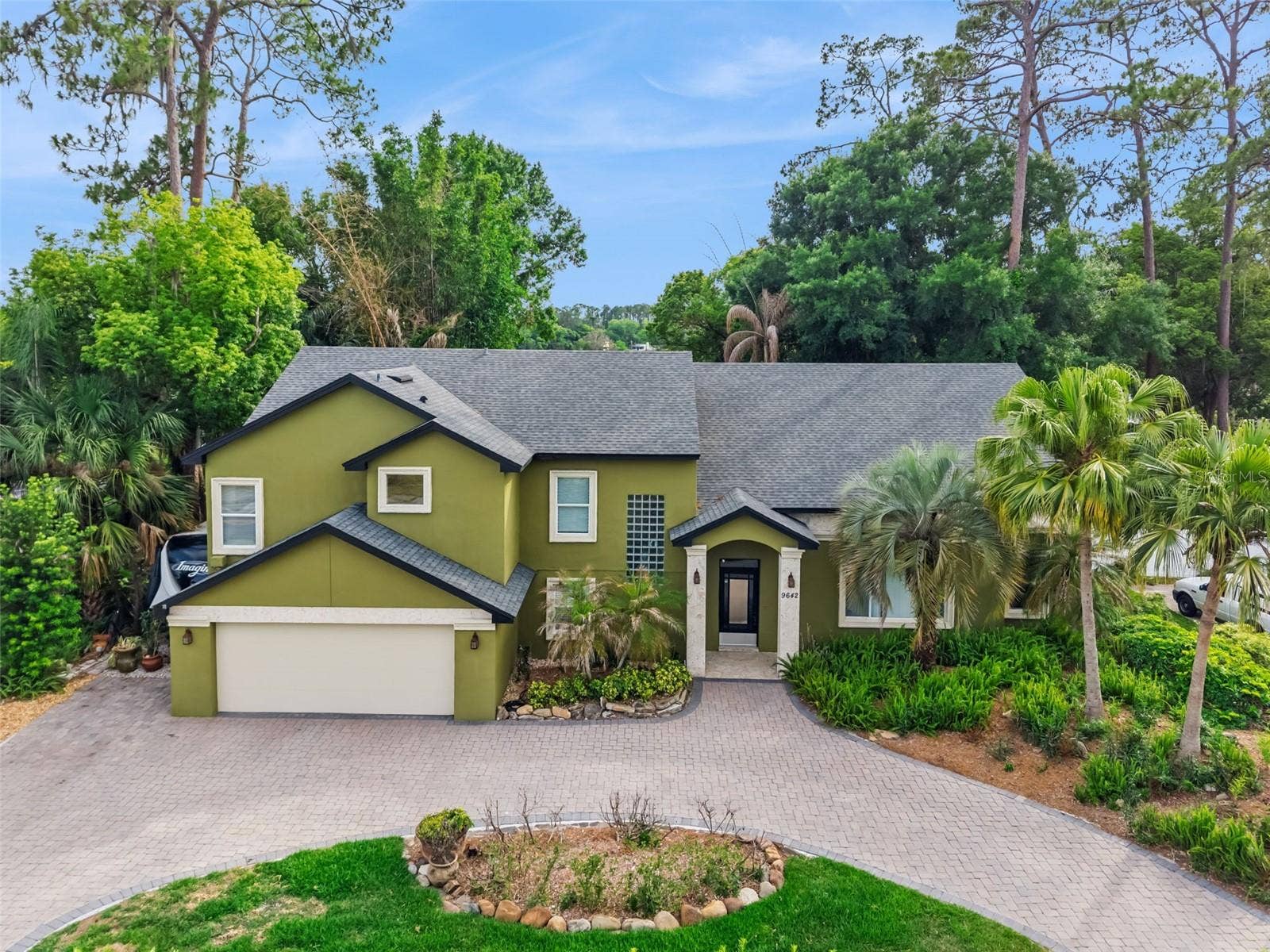 9642 BEAR LAKE ROAD, Apopka, FL 32703 9642 BEAR LAKE ROAD, Apopka, FL 32703