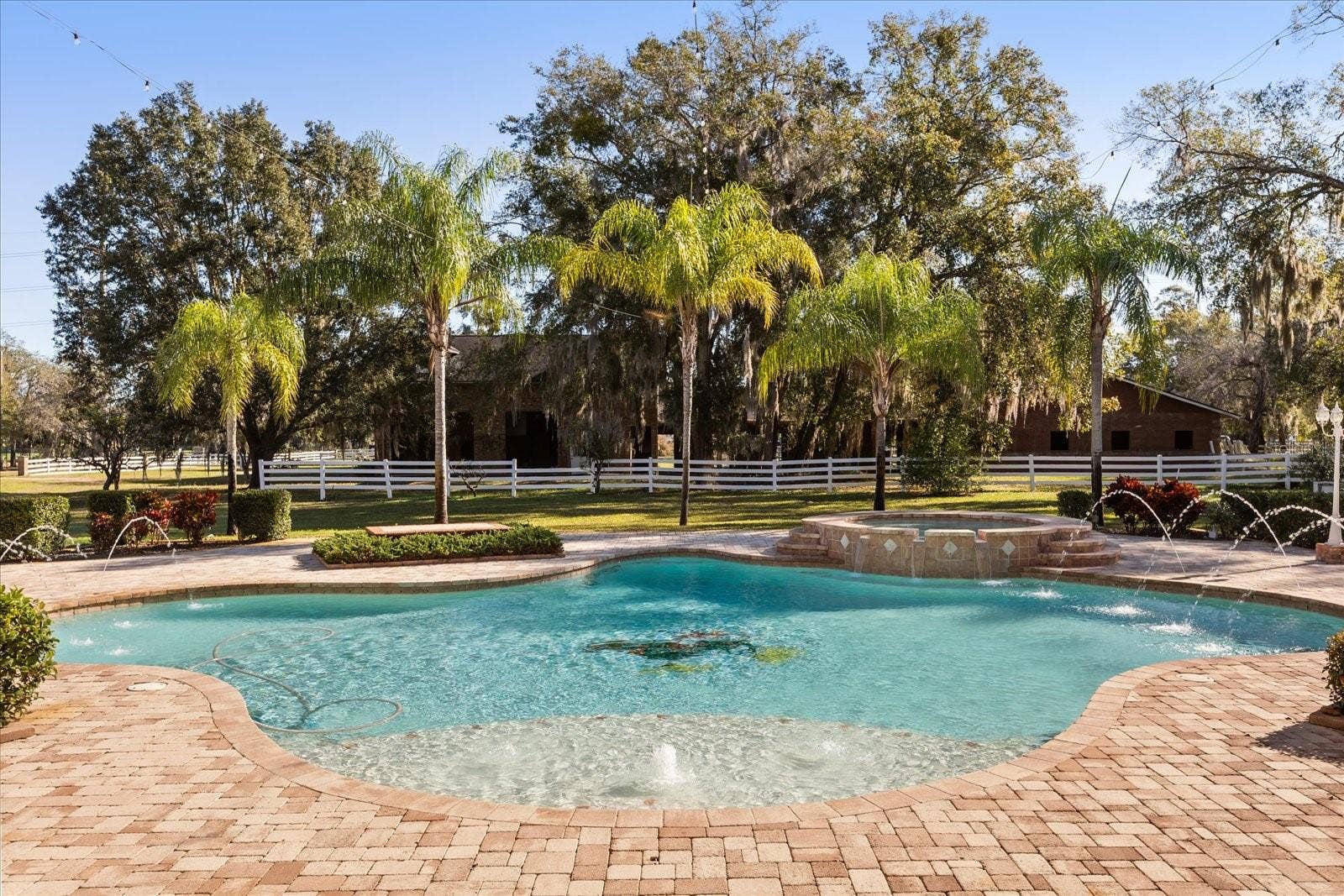 1501 LAKE MARKHAM ROAD, Sanford, FL 32771 1501 LAKE MARKHAM ROAD, Sanford, FL 32771
