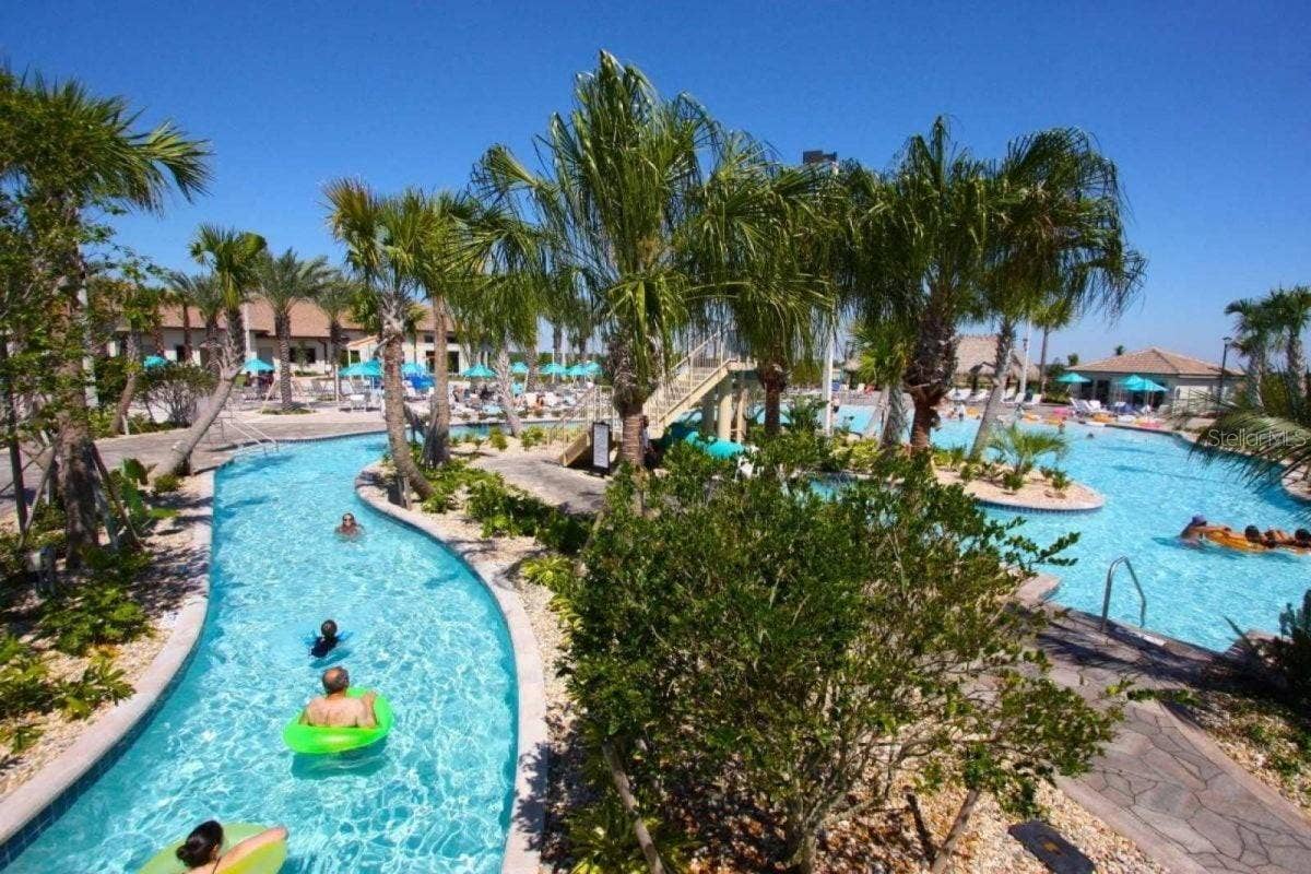 8942 CABOT CLIFFS DRIVE, Davenport, FL 33896 8942 CABOT CLIFFS DRIVE, Davenport, FL 33896
