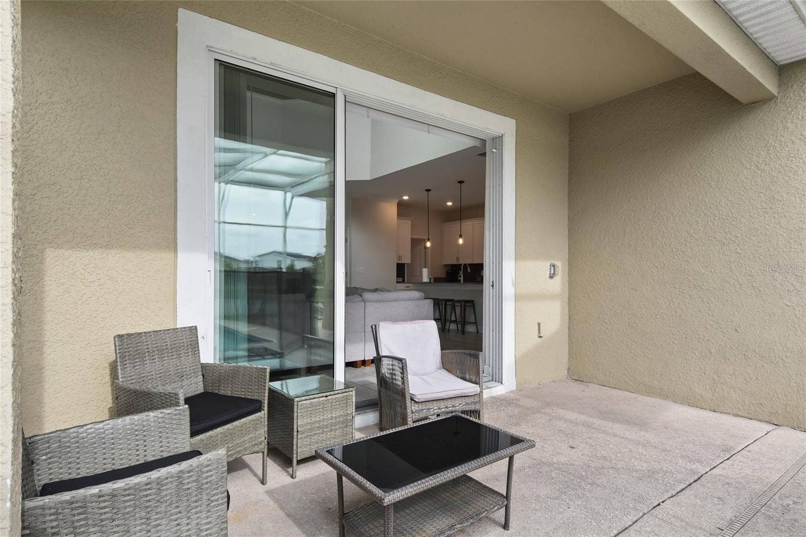 8942 CABOT CLIFFS DRIVE, Davenport, FL 33896 8942 CABOT CLIFFS DRIVE, Davenport, FL 33896