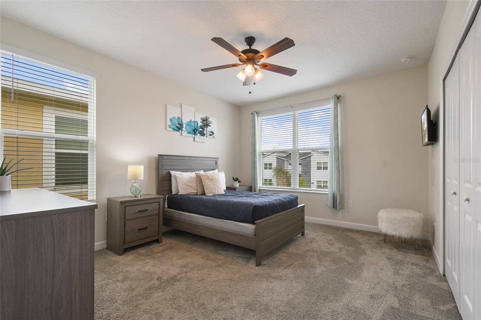 8942 CABOT CLIFFS DRIVE, Davenport, FL 33896 8942 CABOT CLIFFS DRIVE, Davenport, FL 33896