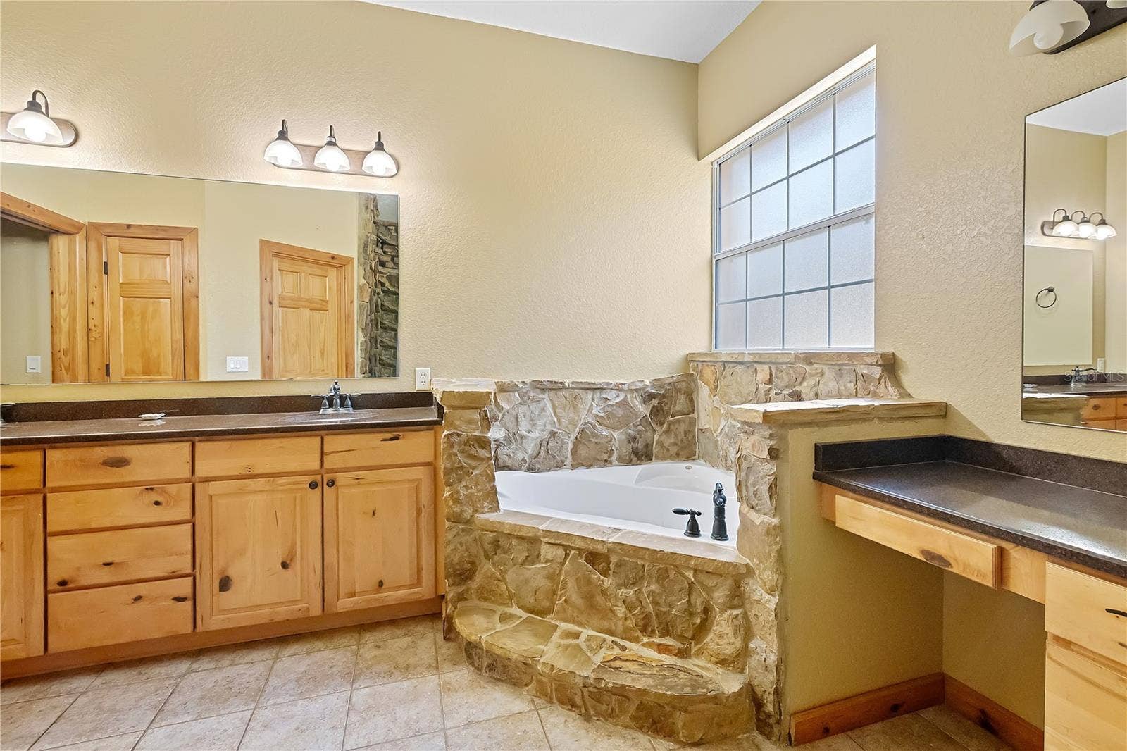 27737 COUNTY ROAD 44A, Eustis, FL 32736 27737 COUNTY ROAD 44A, Eustis, FL 32736