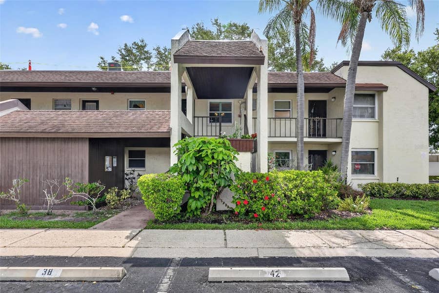 Property photo for 1100 E BAY DRIVE, #43, Largo, FL