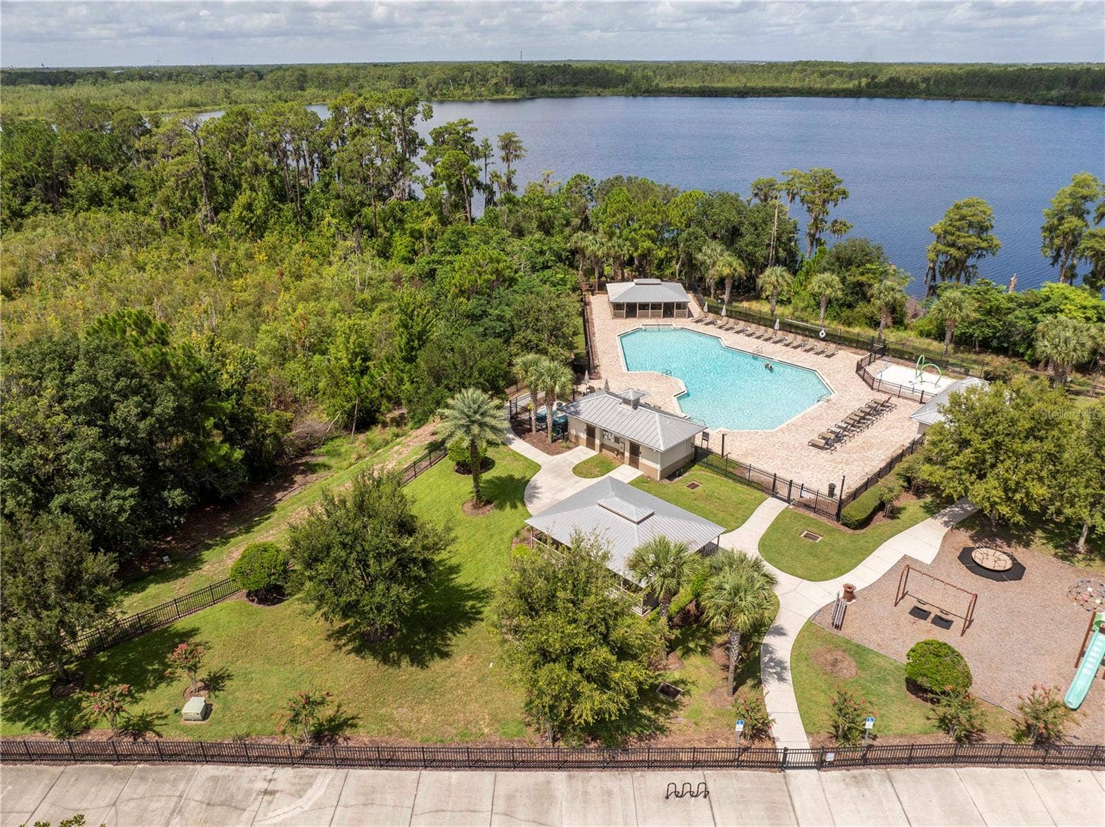 8225 BRYCE CANYON AVENUE, Windermere, FL 34786 8225 BRYCE CANYON AVENUE, Windermere, FL 34786