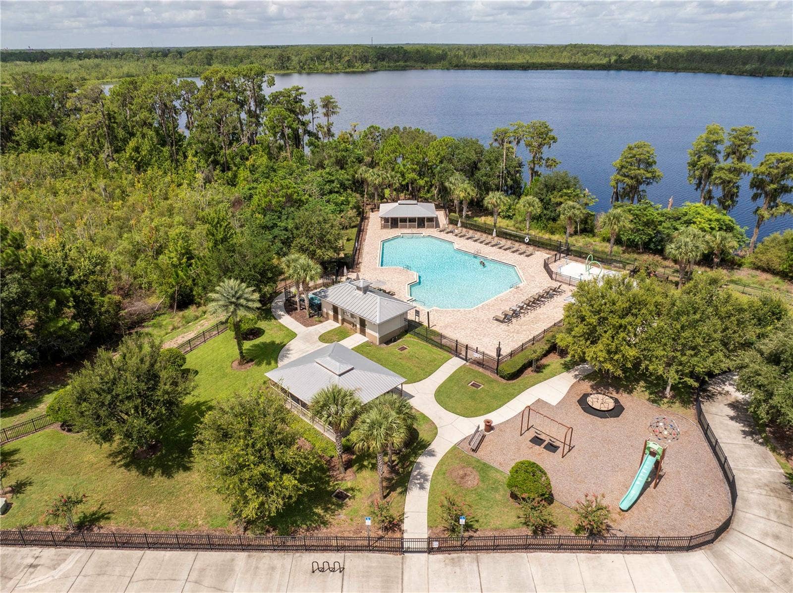 8225 BRYCE CANYON AVENUE, Windermere, FL 34786 8225 BRYCE CANYON AVENUE, Windermere, FL 34786