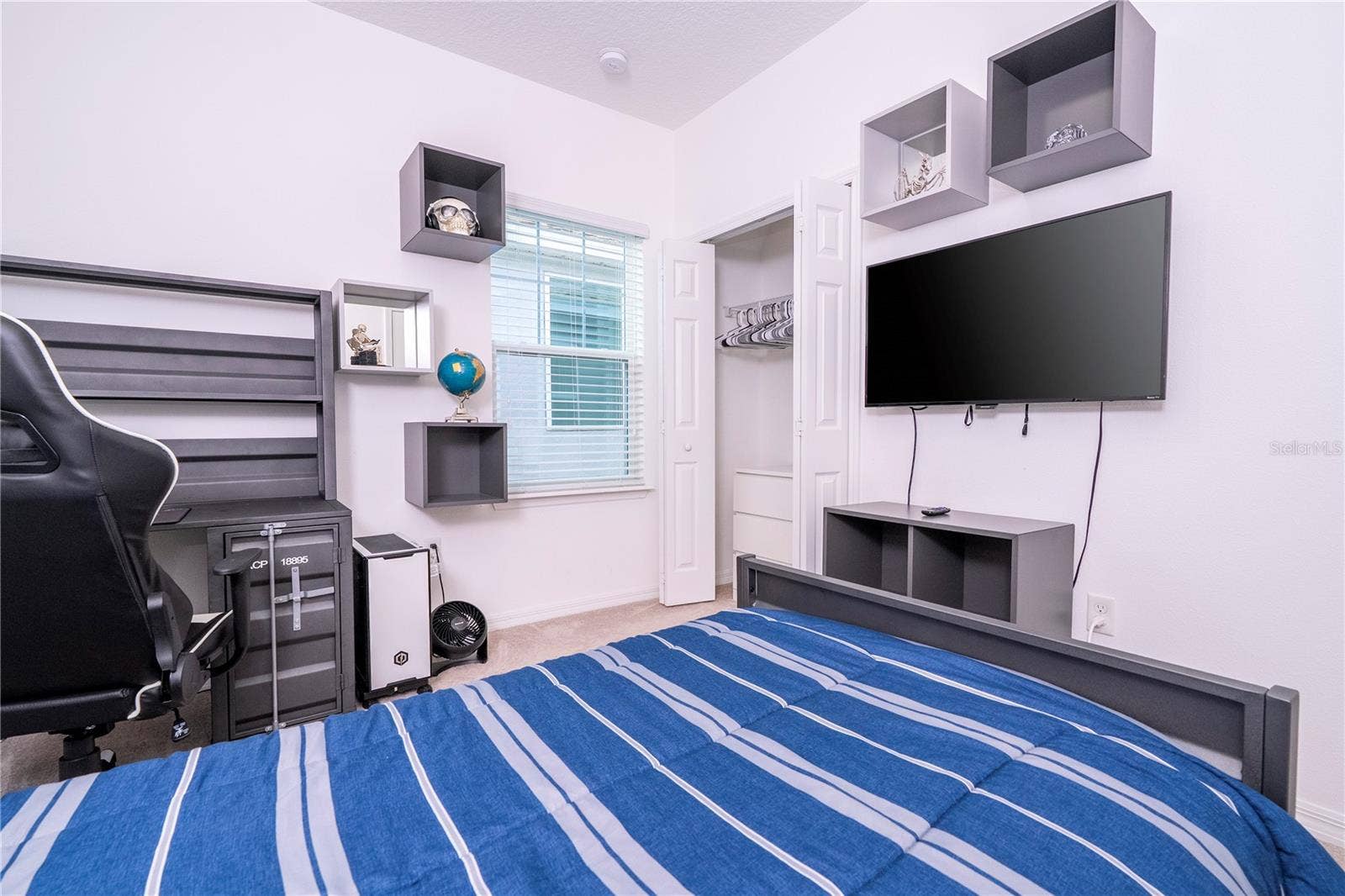 8225 BRYCE CANYON AVENUE, Windermere, FL 34786 8225 BRYCE CANYON AVENUE, Windermere, FL 34786