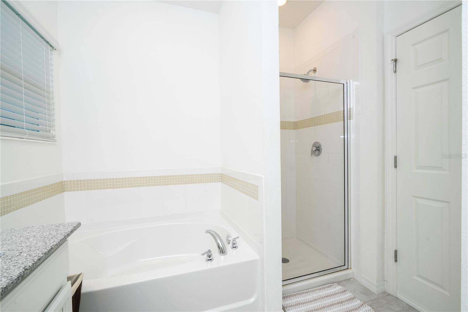 8225 BRYCE CANYON AVENUE, Windermere, FL 34786 8225 BRYCE CANYON AVENUE, Windermere, FL 34786