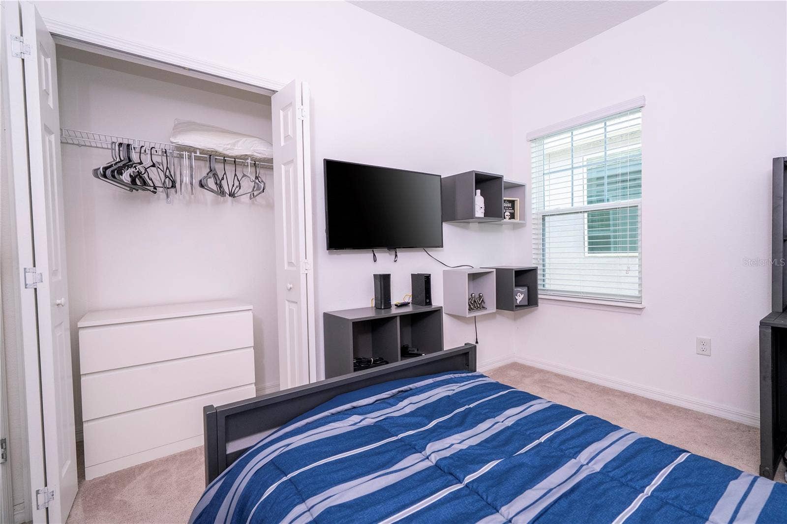 8225 BRYCE CANYON AVENUE, Windermere, FL 34786 8225 BRYCE CANYON AVENUE, Windermere, FL 34786