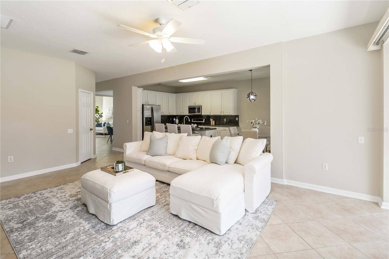 13519 BICTON LANE, Windermere, FL 34786 Family Room