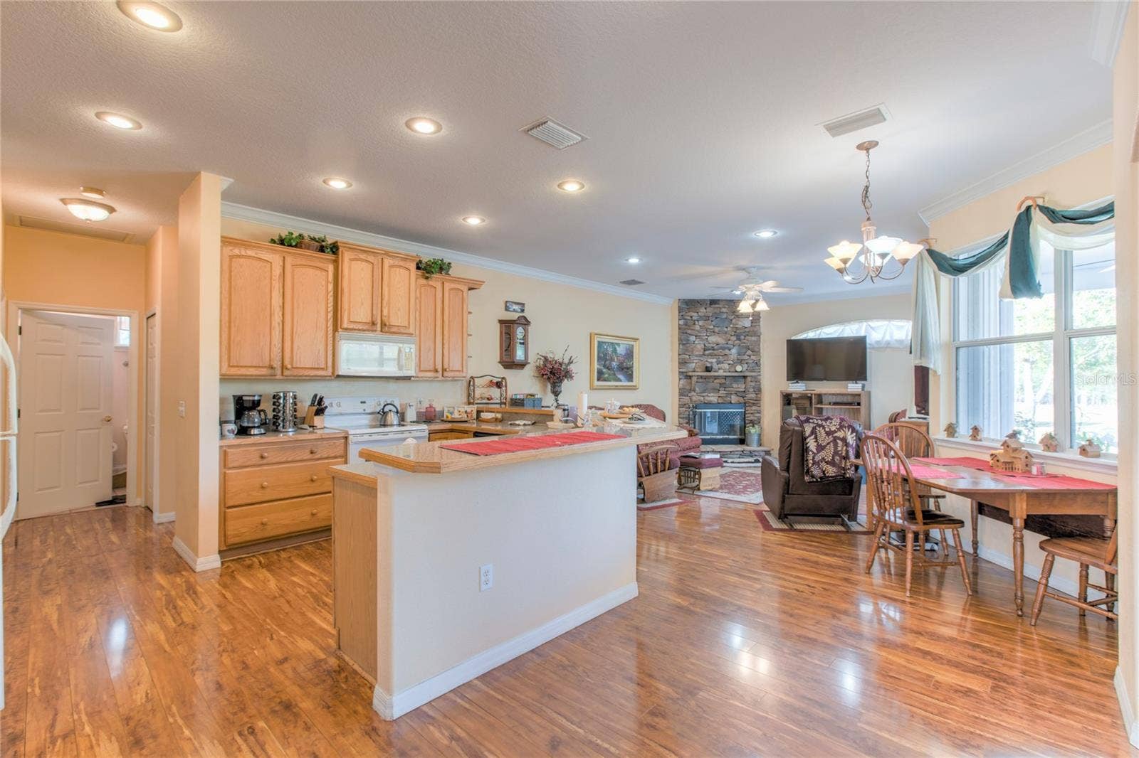 20351 SABAL STREET, Orlando, FL 32833 20351 SABAL STREET, Orlando, FL 32833