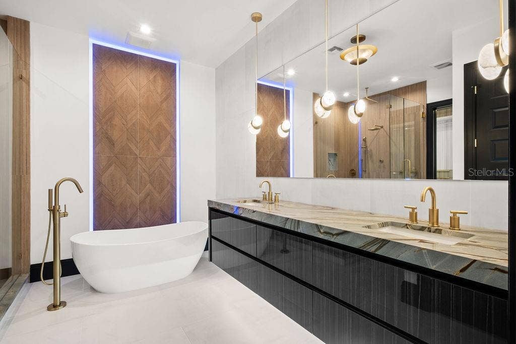 5074 ISLEWORTH COUNTRY CLUB DRIVE, Windermere, FL 34786 5074 ISLEWORTH COUNTRY CLUB DRIVE, Windermere, FL 34786